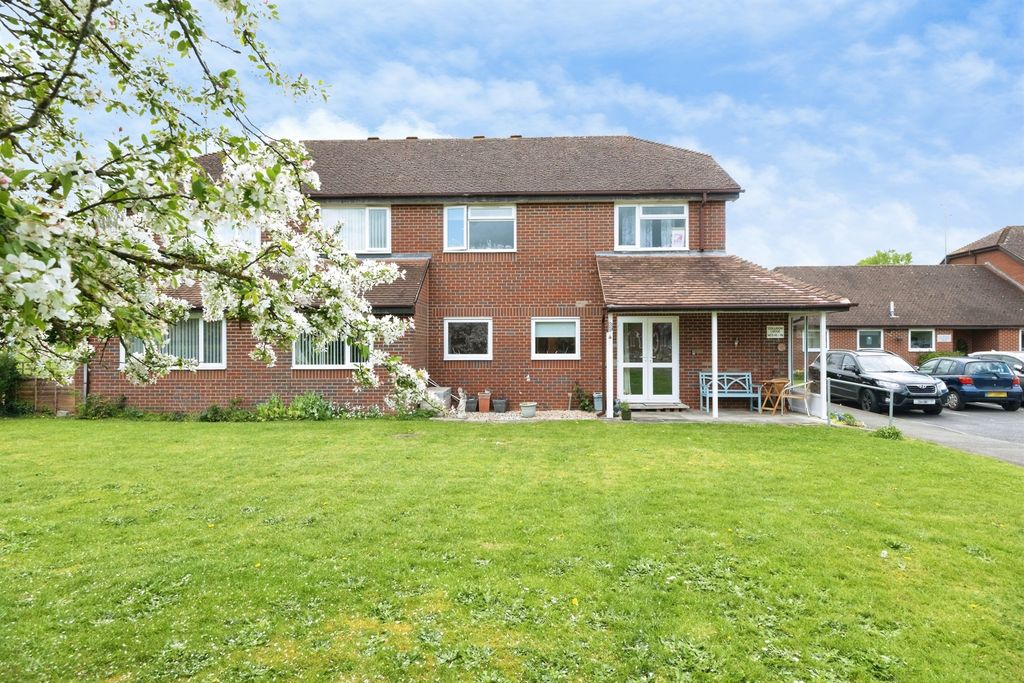 Property photo 1 of 13