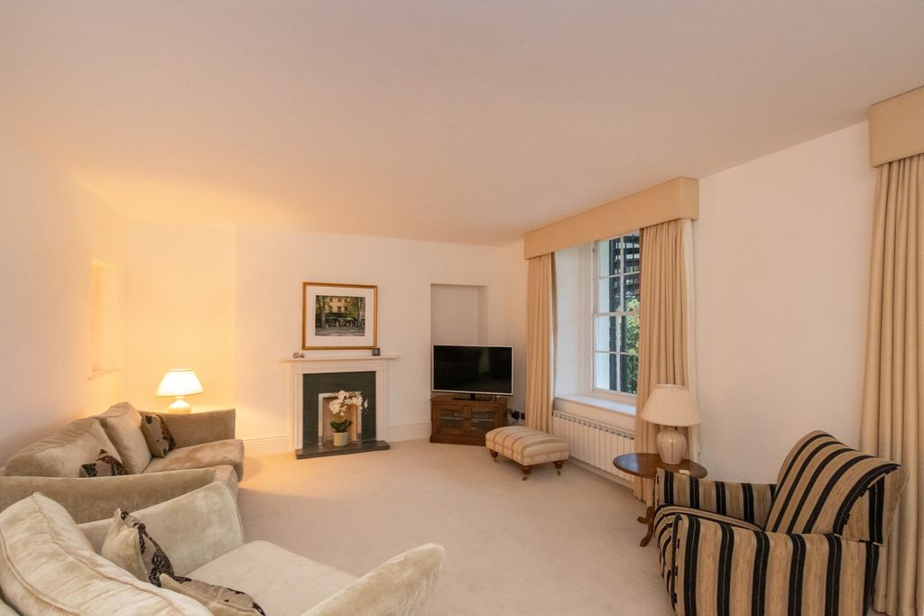 Additional image 39 of 7 bed detached house for saleL'hyvreuse, Cambridge Park, St. Peter Port, Guernsey GY1