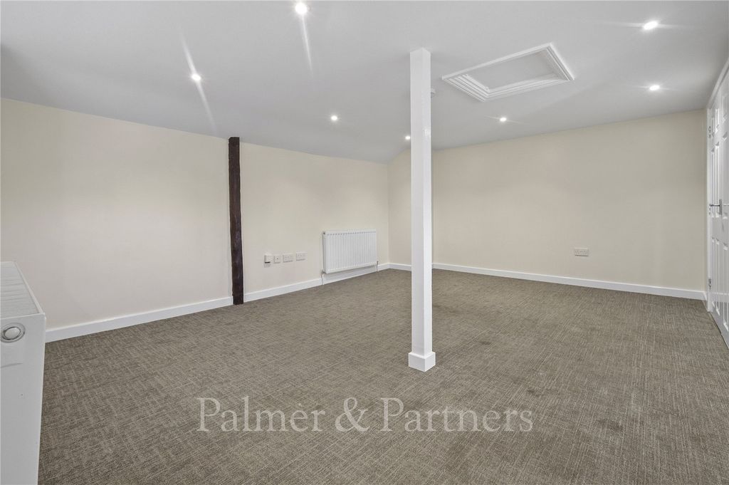 Property photo 2 of 6 Reception Room