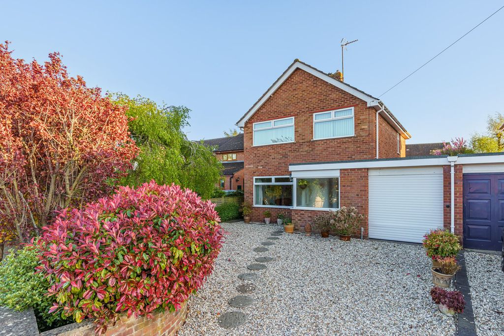 Property photo 1 of 19