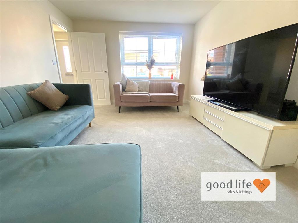 Property photo 2 of 21 20260424_120752920_Ios12Ormskirk.Jpg