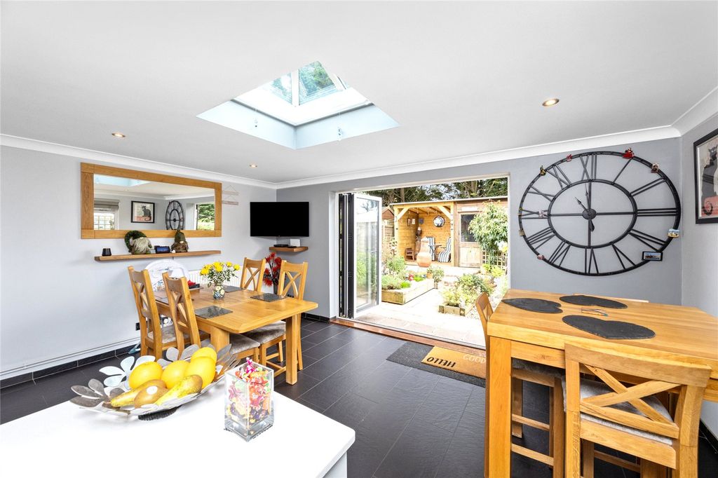 Property photo 3 of 17 Picture No. 29