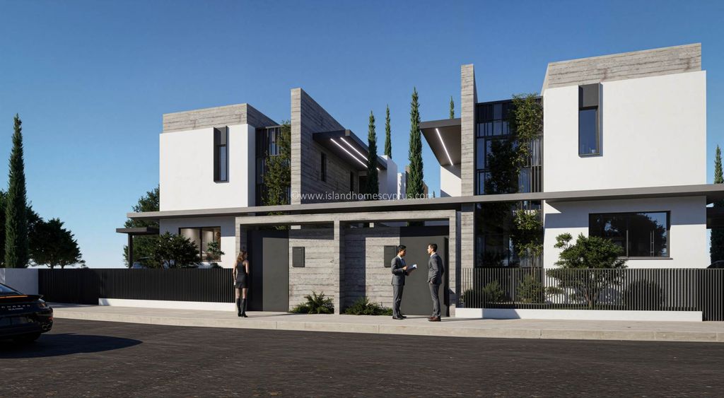 Property photo 3 of 25