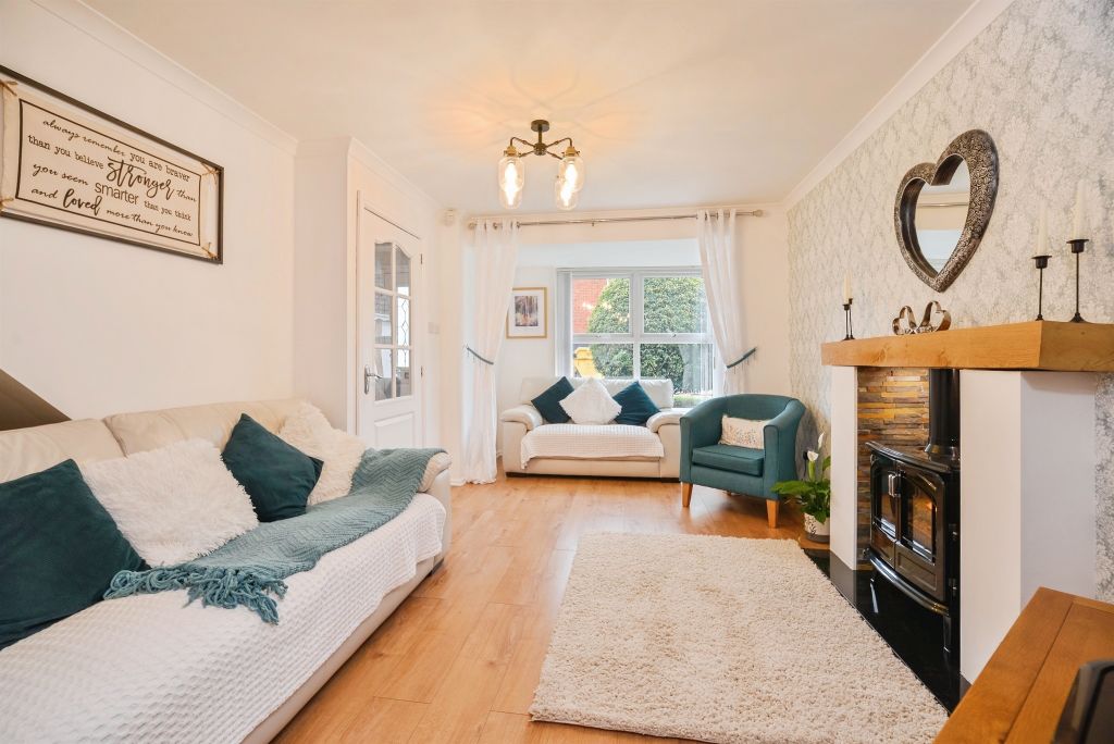 Property photo 3 of 20