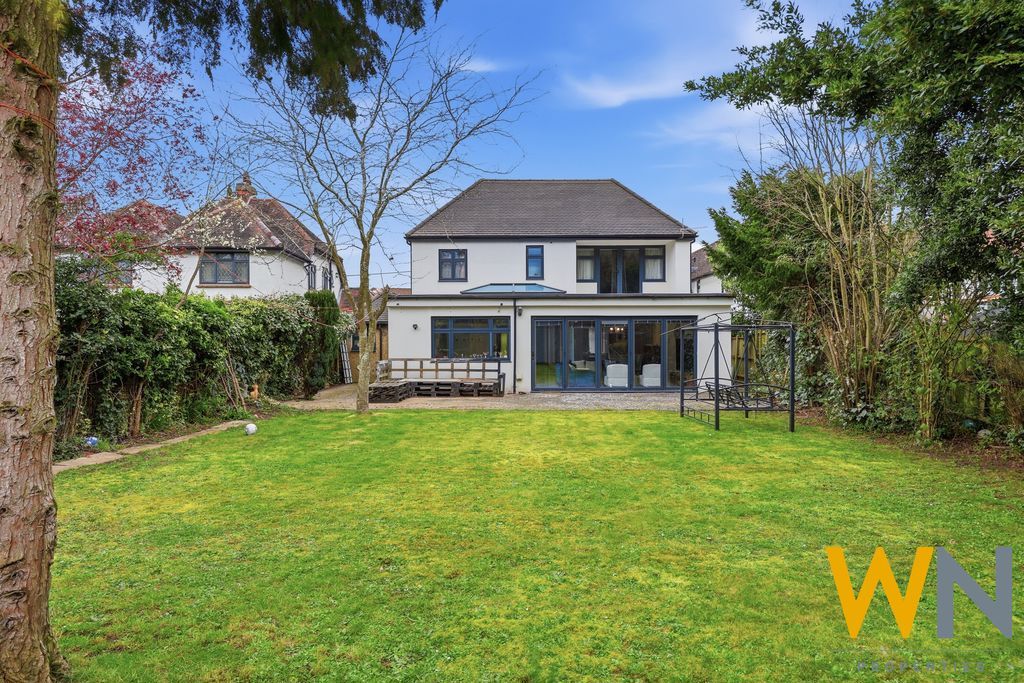 Property photo 2 of 36 Photo 6