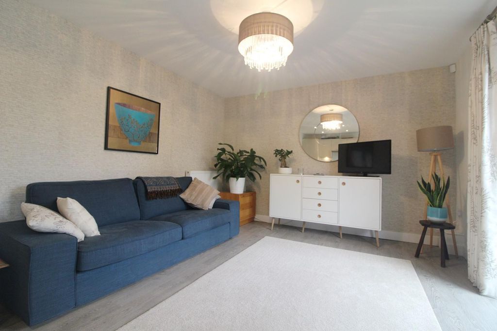 Property photo 3 of 9 Living Area A