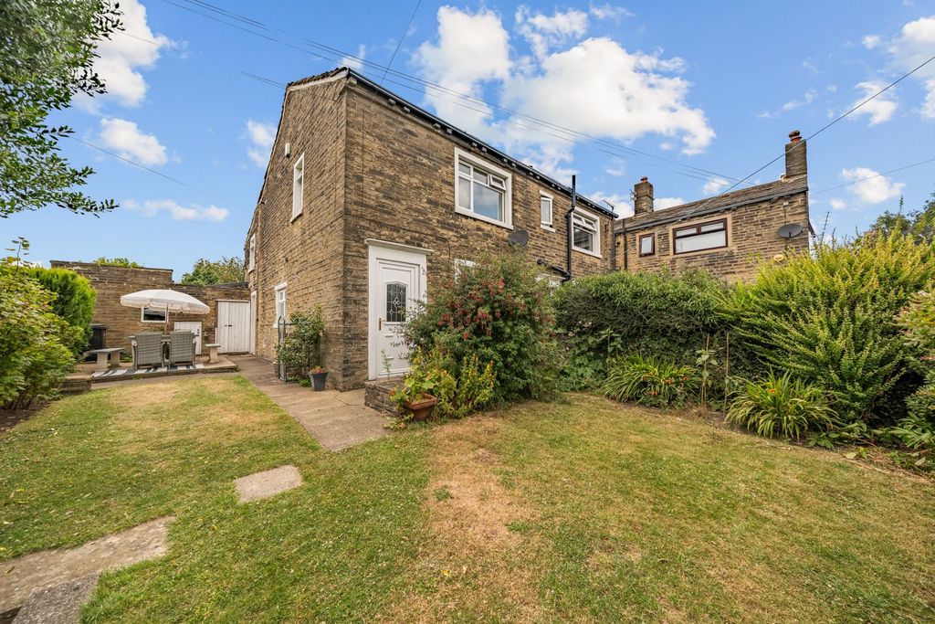 Property photo 2 of 24
