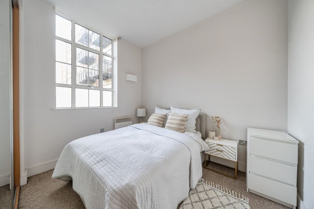 Property photo 2 of 11 Picture No. 06