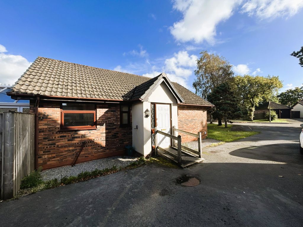 Property photo 2 of 16