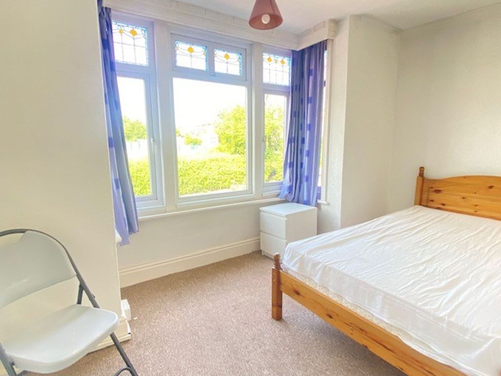 Property photo 2 of 11 Photo 3