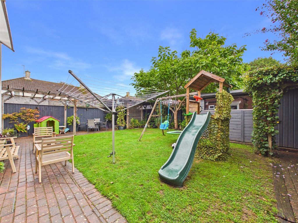 Property photo 3 of 15 Picture No. 02