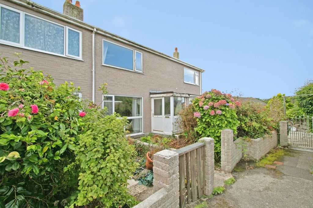 Property photo 1 of 8 Pbox-Img.Jpg