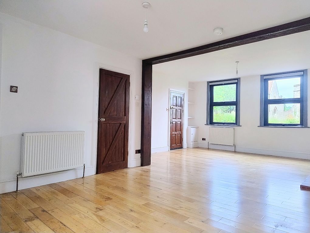 Property photo 3 of 26