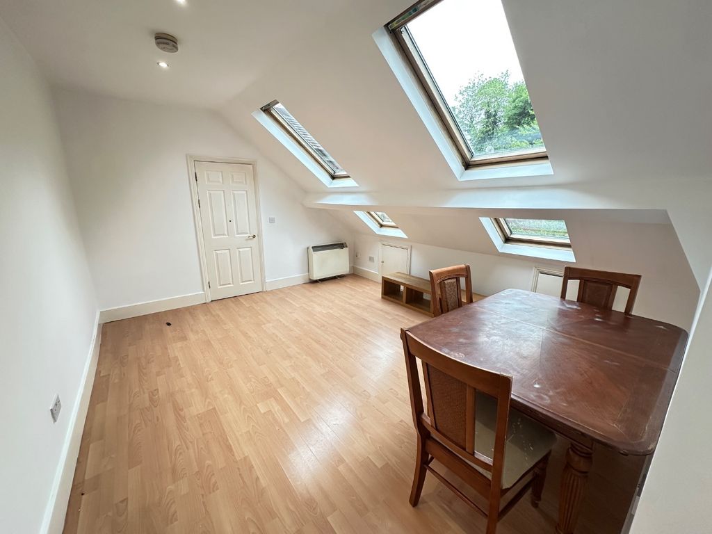 Property photo 2 of 6 5151542