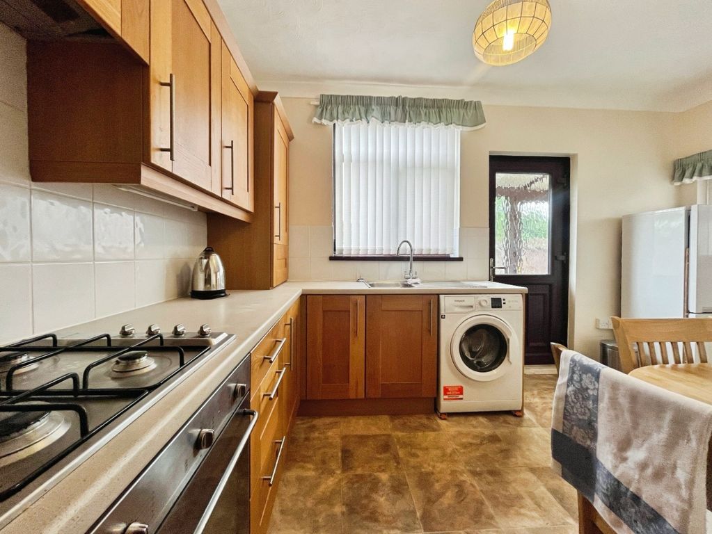 Property photo 2 of 15 4346594