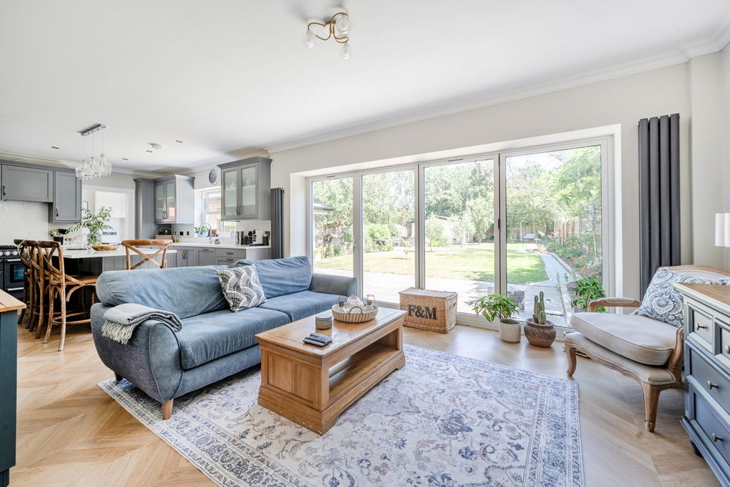 Property photo 2 of 38 1483309-38-6A5502...