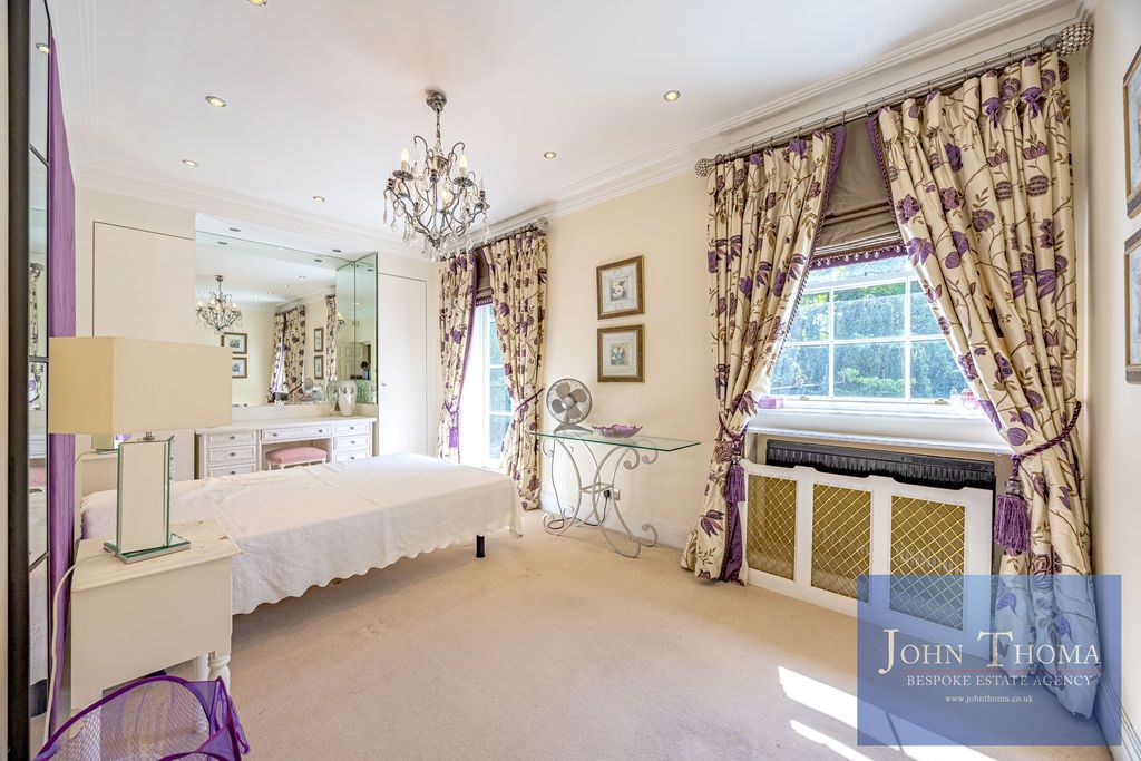 Additional image 29 of 6 bed detached house for saleManor Road, Chigwell IG7