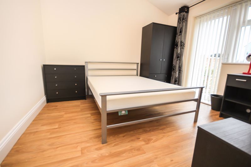 Property photo 3 of 12 Photo 10