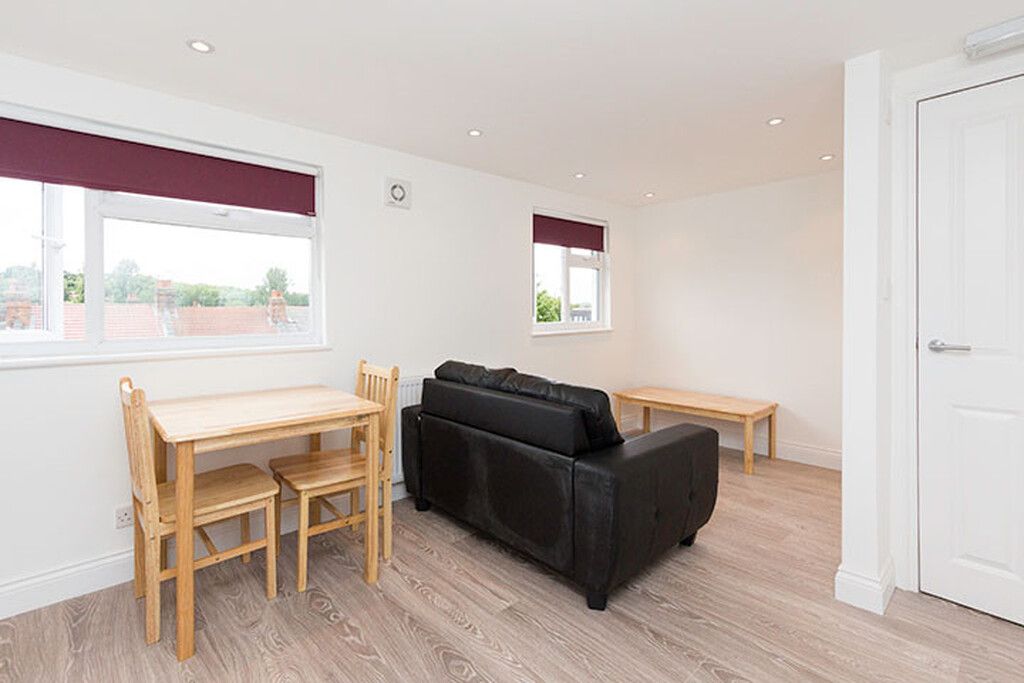 Property photo 3 of 5 3