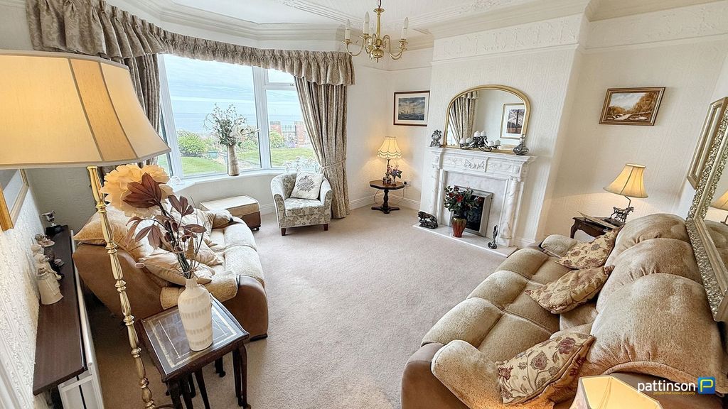 Property photo 2 of 45