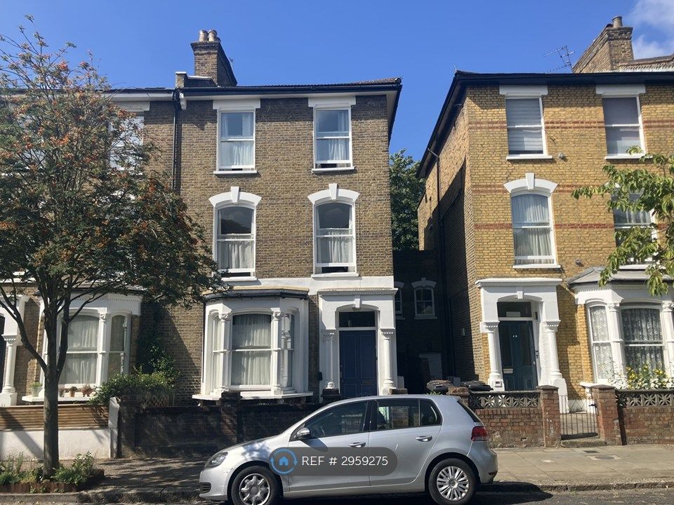 Property photo 2 of 33