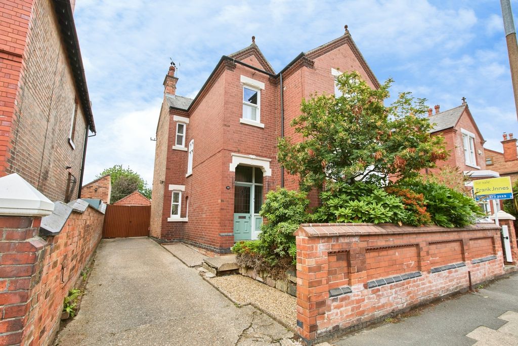 Property photo 1 of 25 Pbox-Img.Jpg