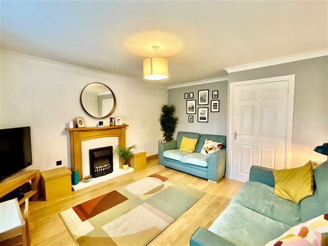 Property photo 2 of 21 Lounge