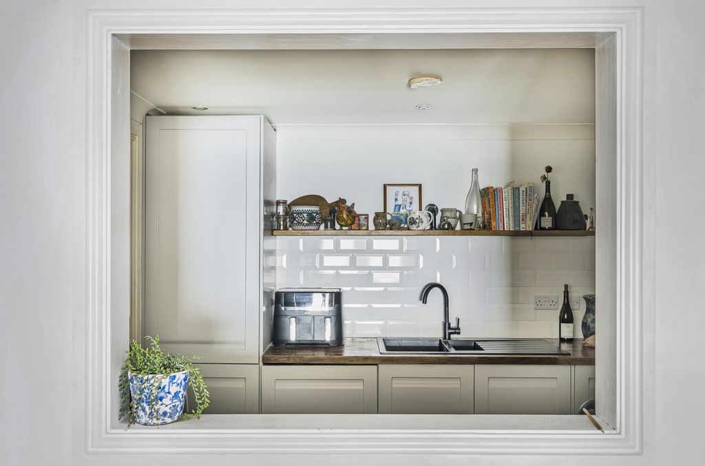 Additional image 12 of 2 bed flat for saleChyandour Cliff, Penzance, Cornwall TR18