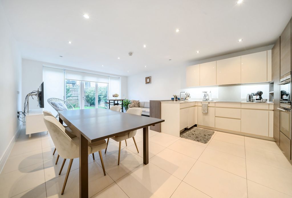 Property photo 2 of 22 1089647 (3).Jpg