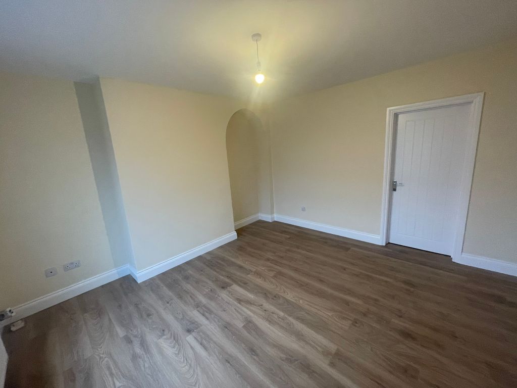 Property photo 3 of 14 Img_0854