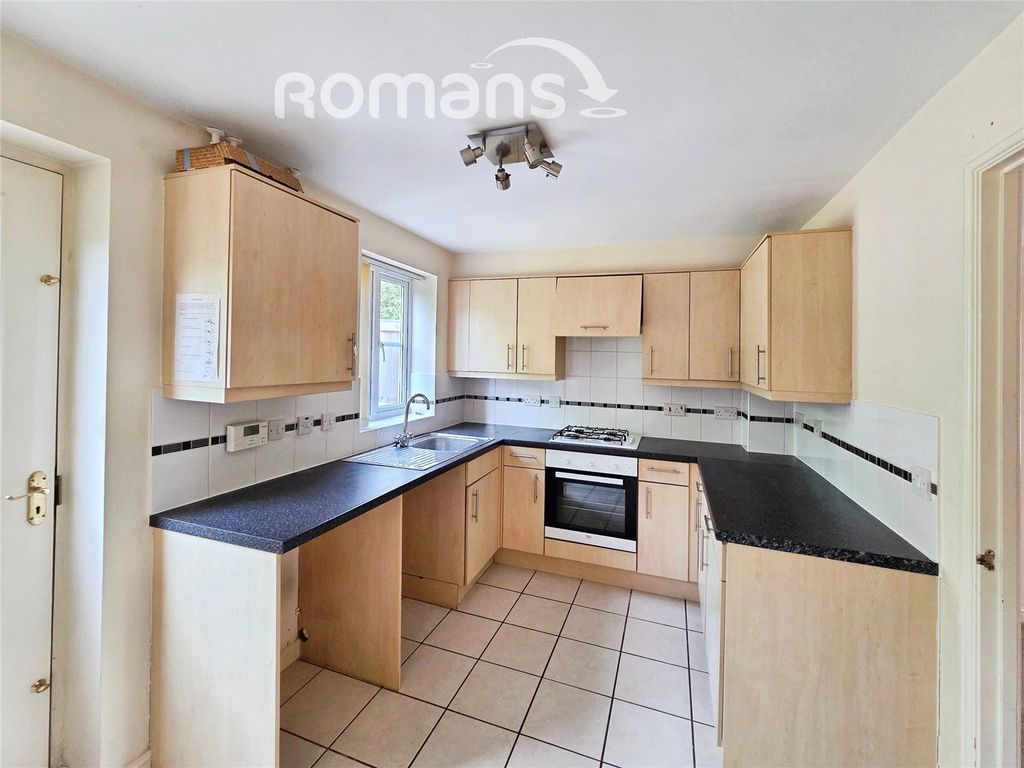 Property photo 2 of 16 Picture No. 15