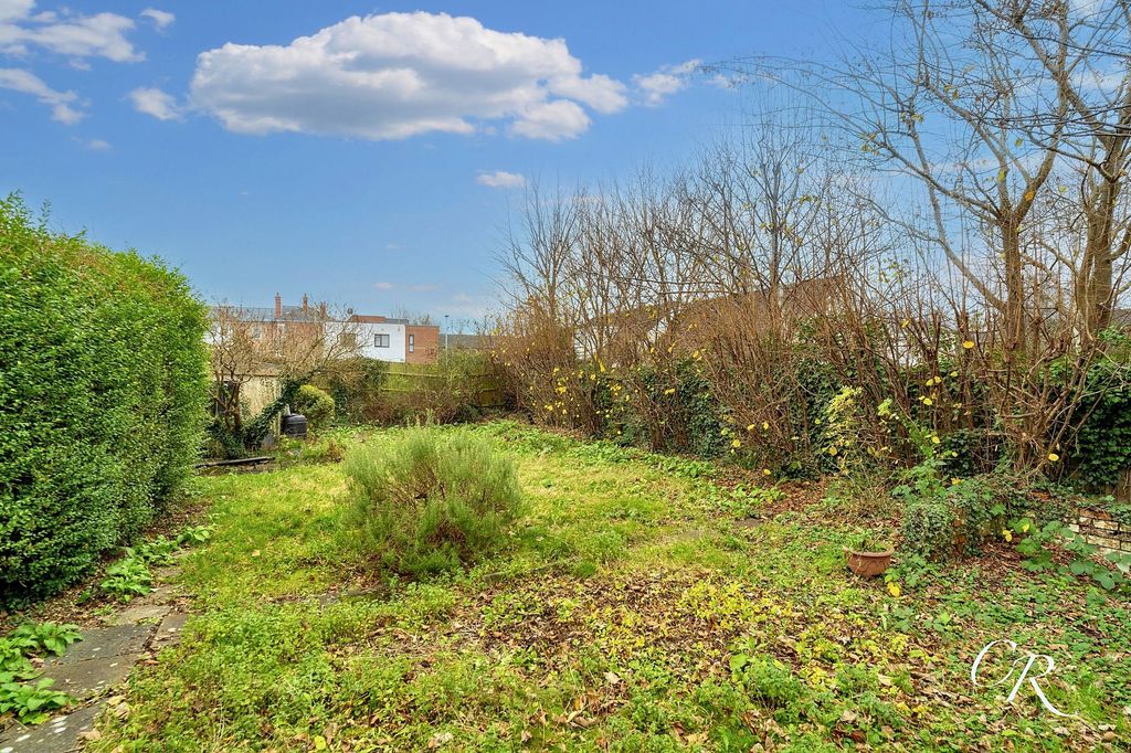Property photo 2 of 21 Photo 16
