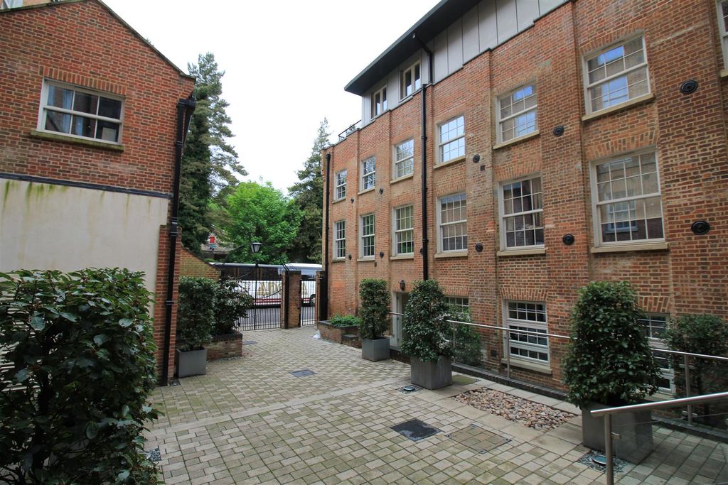 Property photo 3 of 18 Img_1369.Jpg