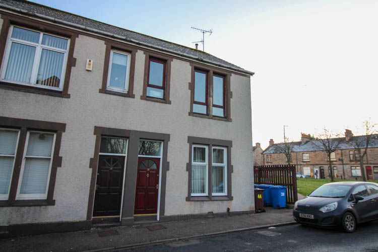 Property photo 1 of 8