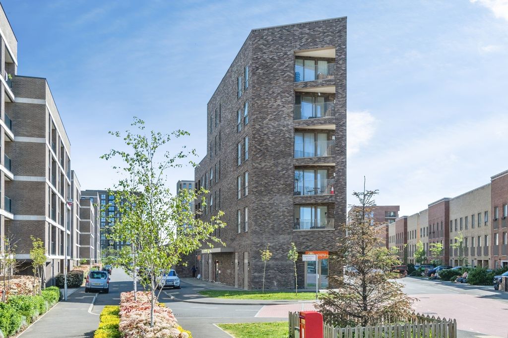 Property photo 1 of 24 Pbox-Img.Jpg