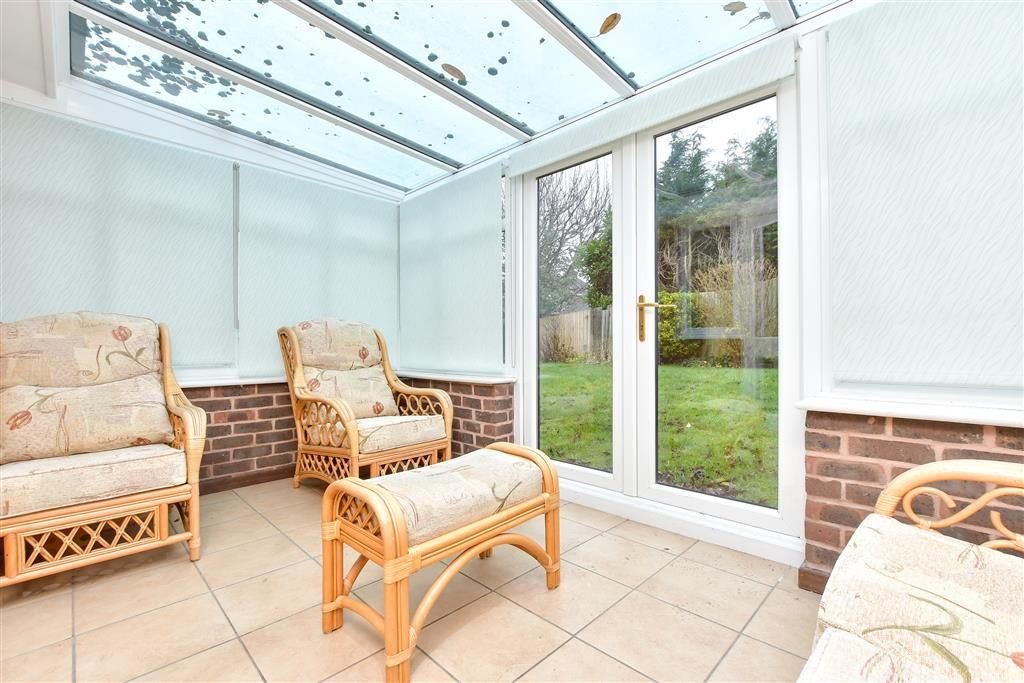 Property photo 3 of 9 Conservatory