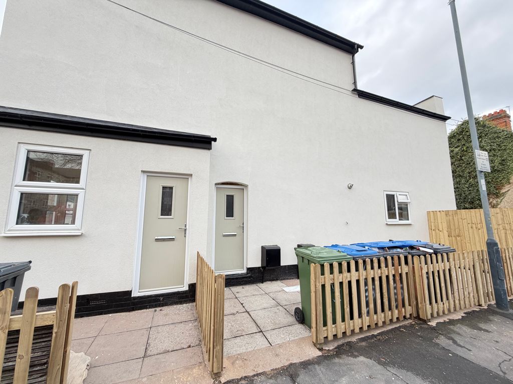 Property photo 1 of 12 Image