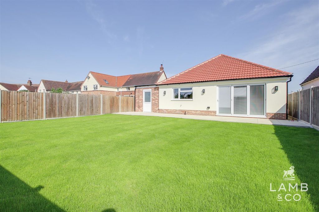 Property photo 2 of 22