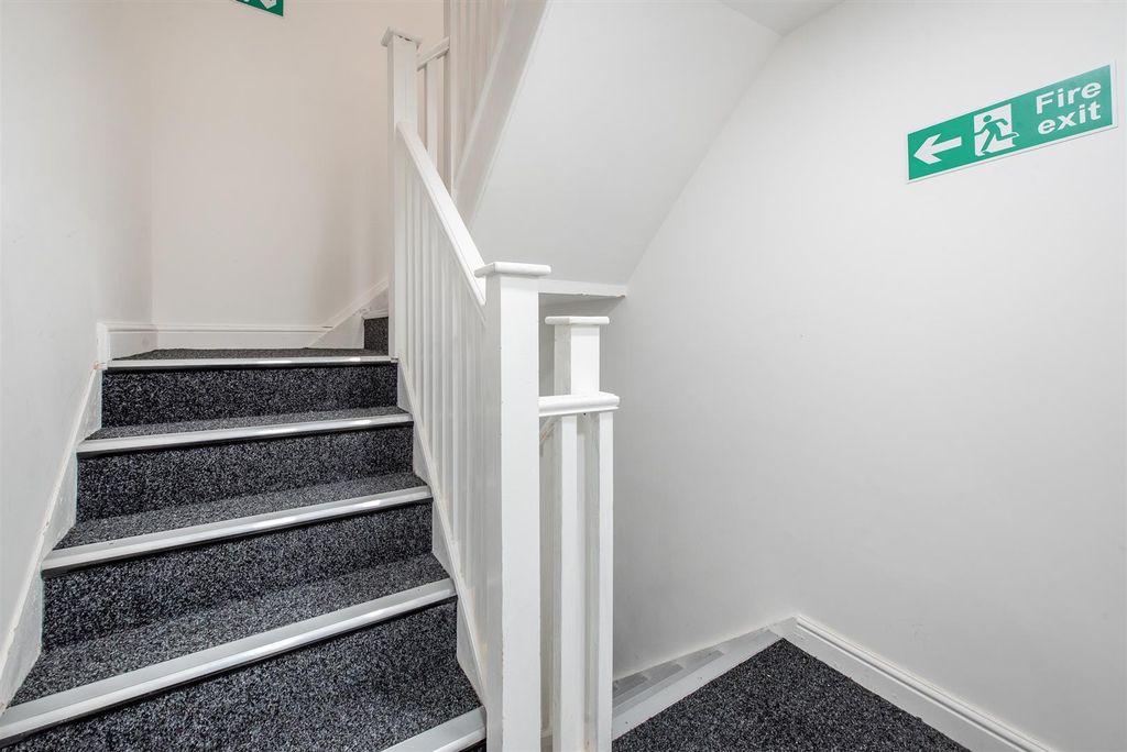 Additional image 9 of 3 bed flat for saleFleet Street, Preston PR1
