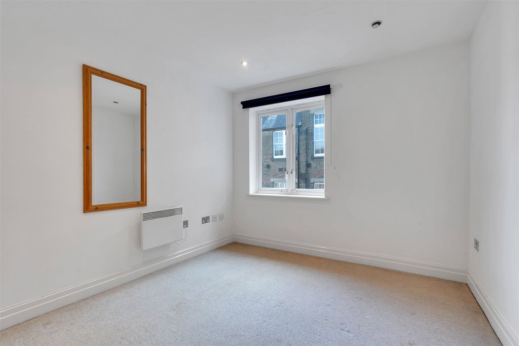 Property photo 2 of 9 Picture No. 04