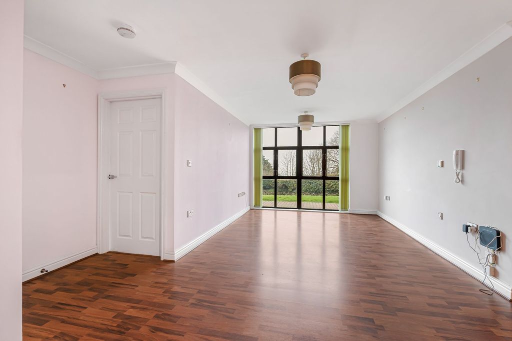 Additional image 8 of 2 bed flat for salePochin Drive, Pochin House Pochin Drive PL25
