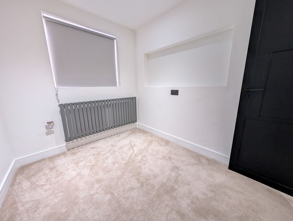 Property photo 3 of 7 Bedroom