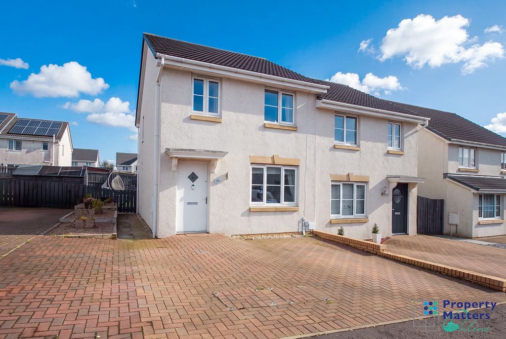 Property photo 1 of 18 3 Bedroom Semi Detached Villa