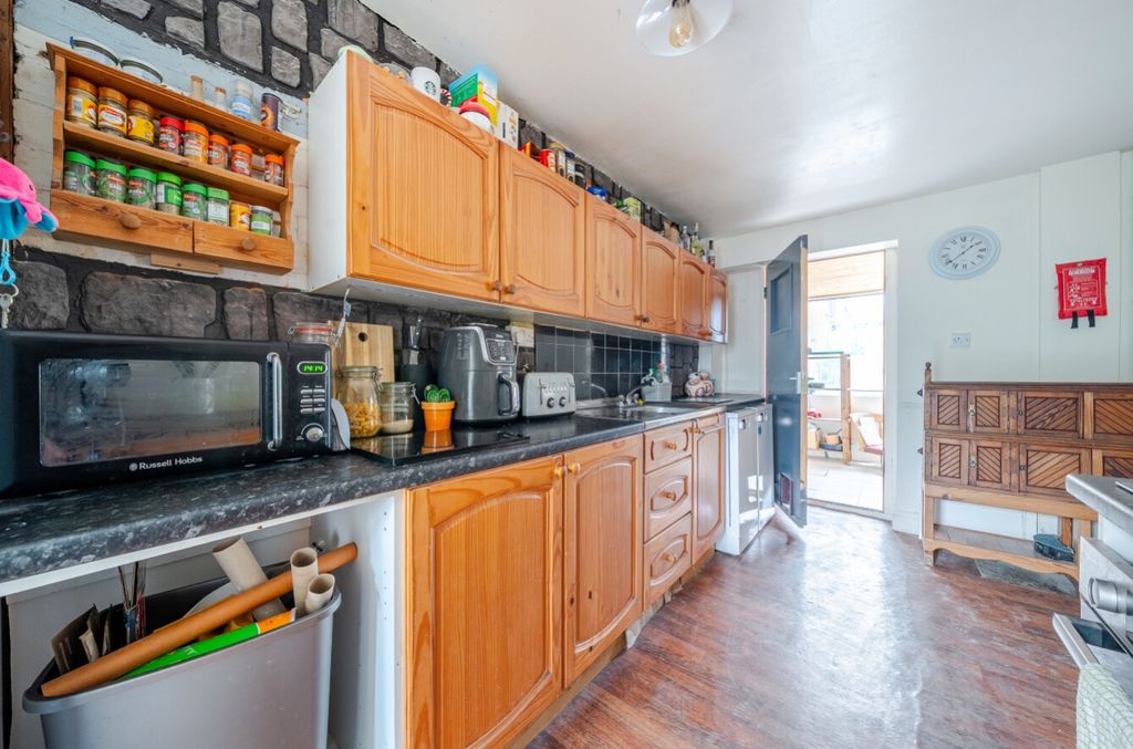 Property photo 2 of 25 1343694-5-68Af90E1669B1