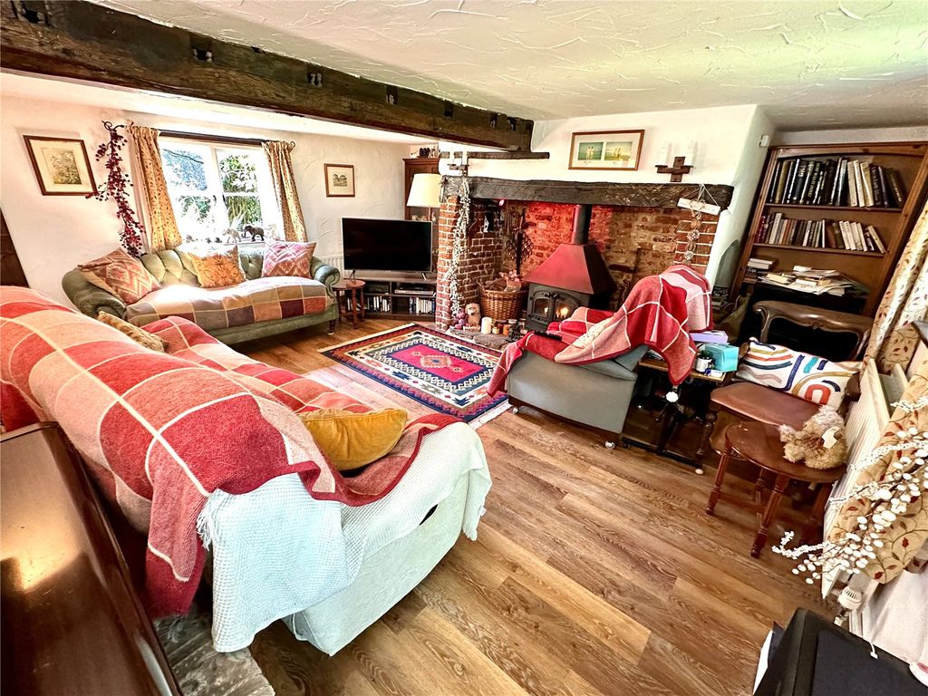 Property photo 2 of 19 Picture No. 17