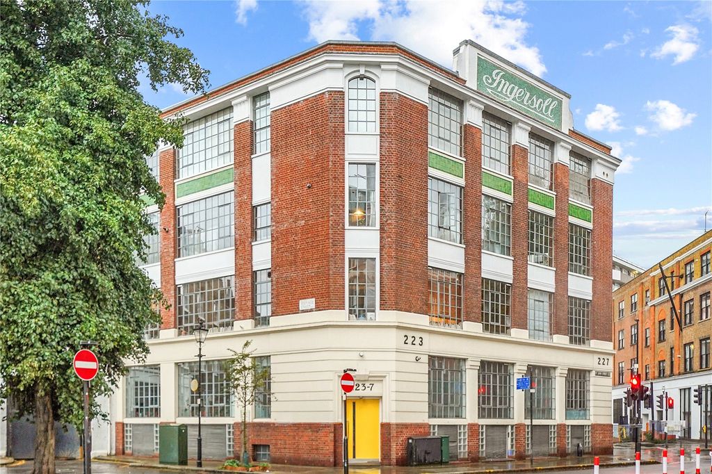 Property photo 1 of 18 Picture No. 32