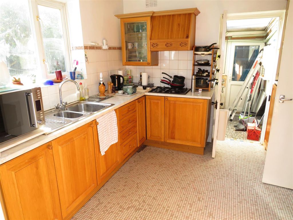 Property photo 2 of 15 Img_0886.Jpg