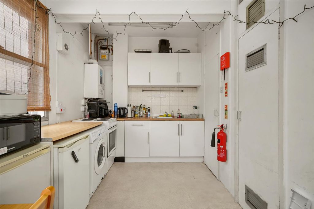 Property photo 3 of 10 19647241 (4).Jpg