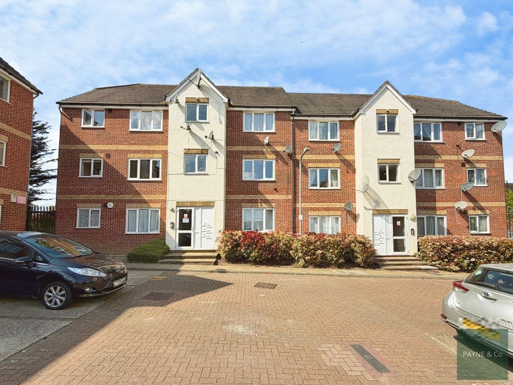 Property photo 1 of 9