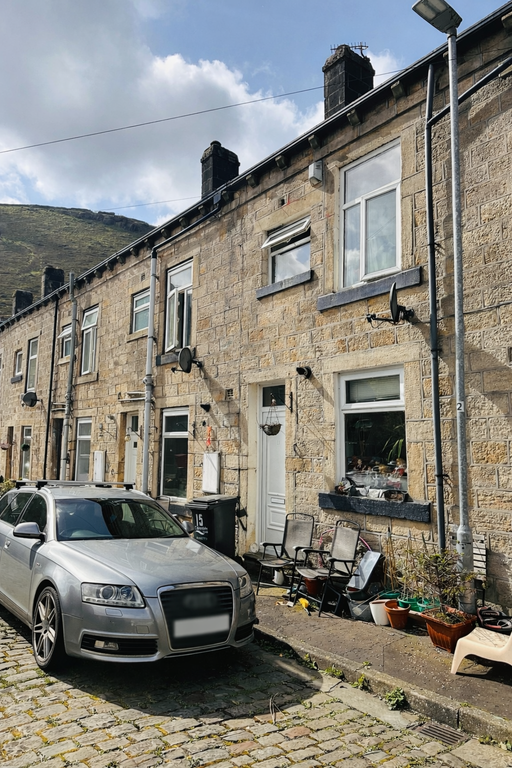 Property photo 1 of 10